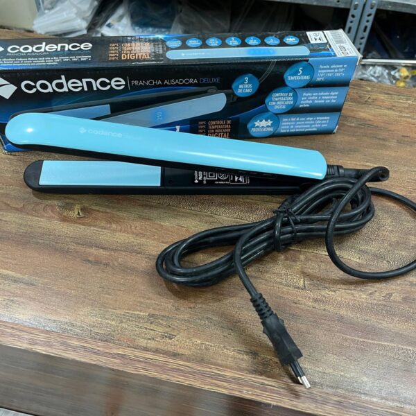 Cadence Deluxre High Quality Straightener with Led Display
